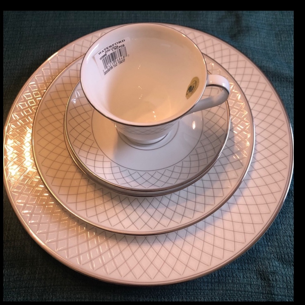 Waterford Crosshaven Platinum 5 piece place setting